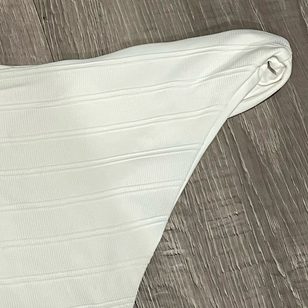L Space White Bikini - Picture 5 of 5